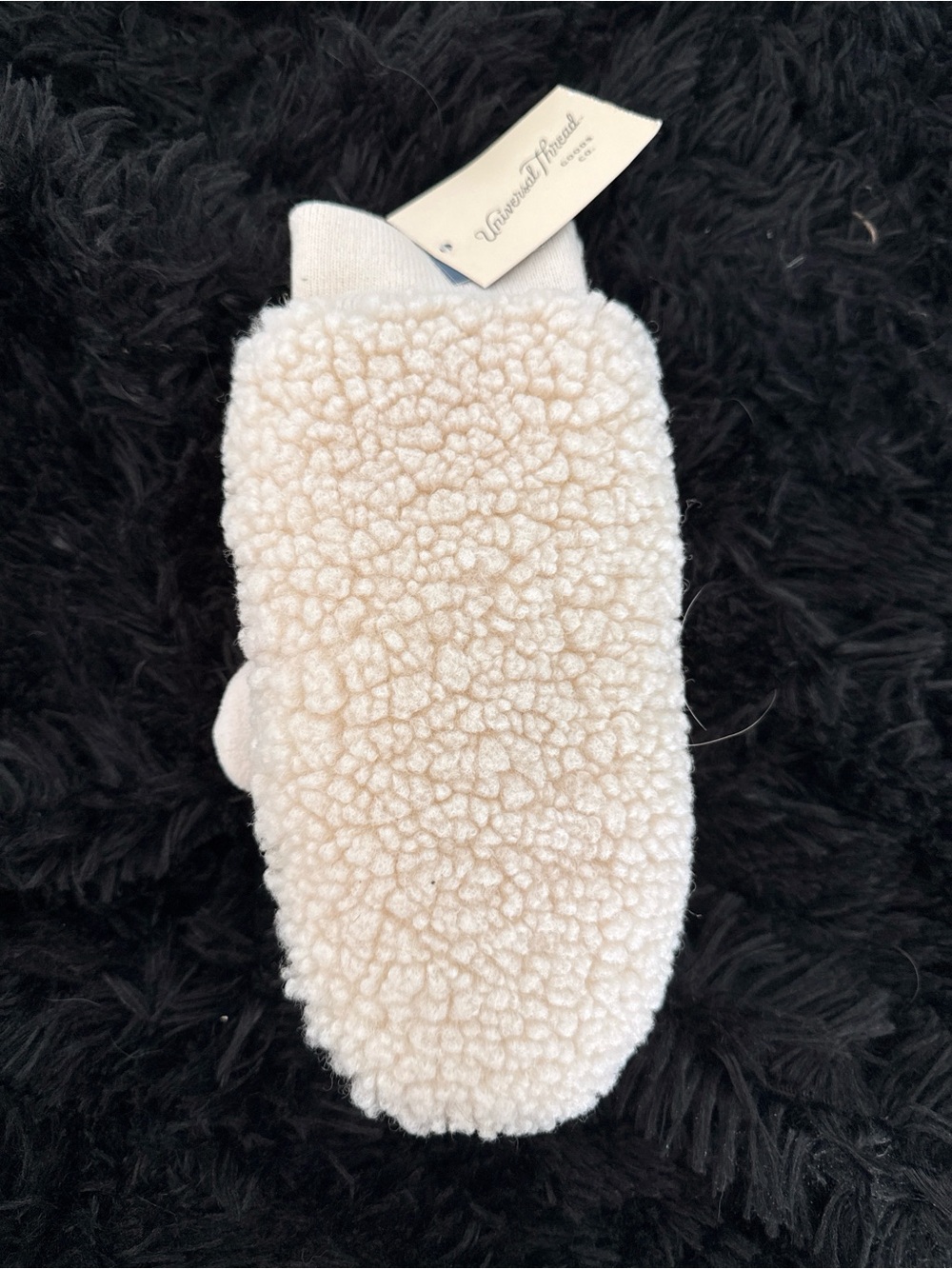 Universal Thread Cream Sherpa Mittens